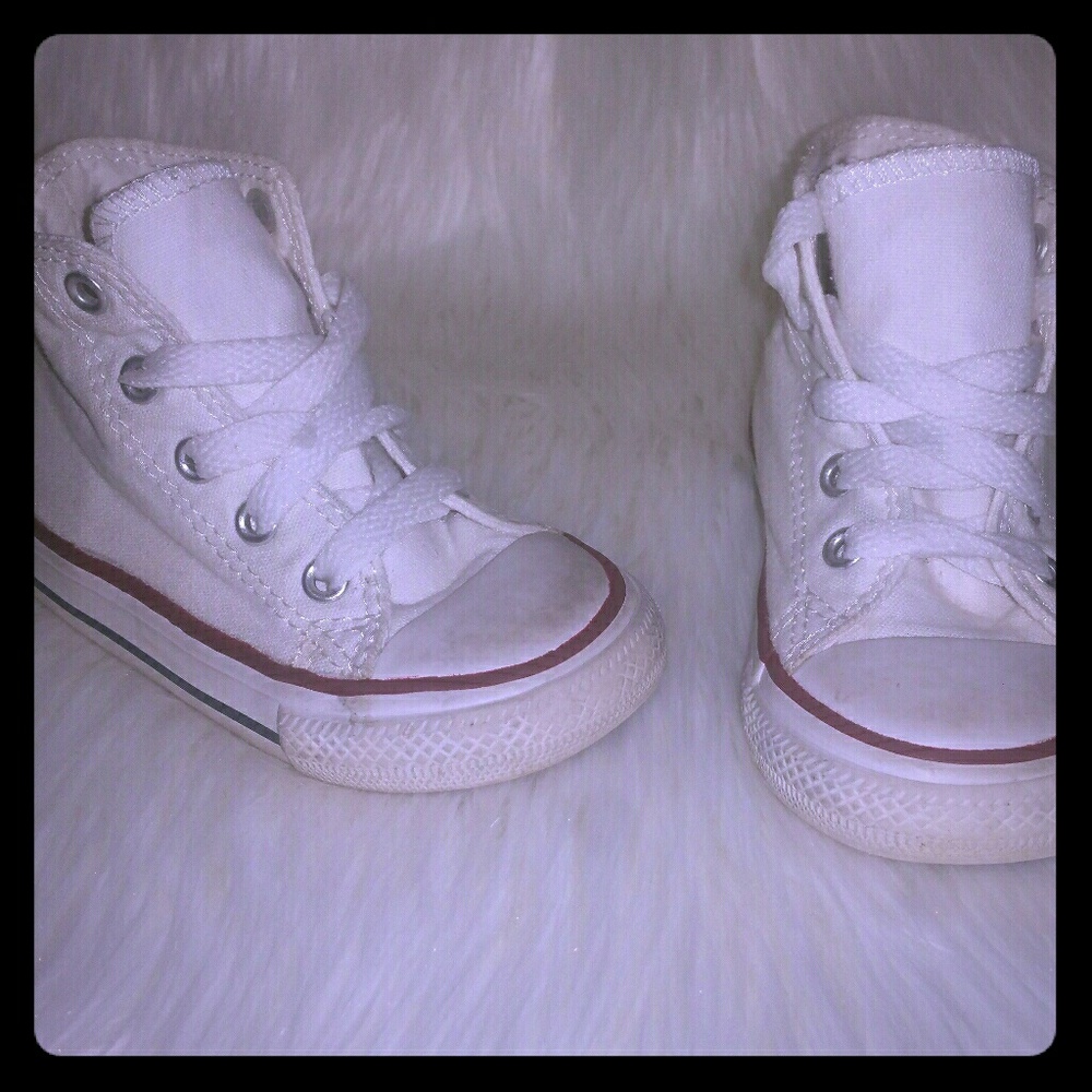 Converse sneaker